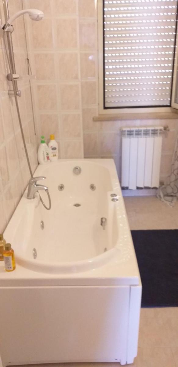 Rosy house - Housity