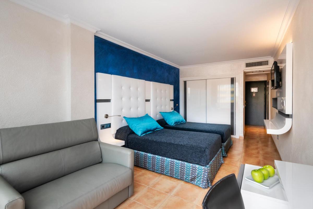Zona de estar de Salles Hotels Marina Portals
