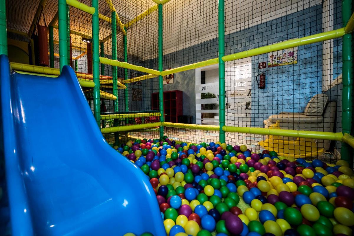 Club infantil en Salles Hotels Marina Portals
