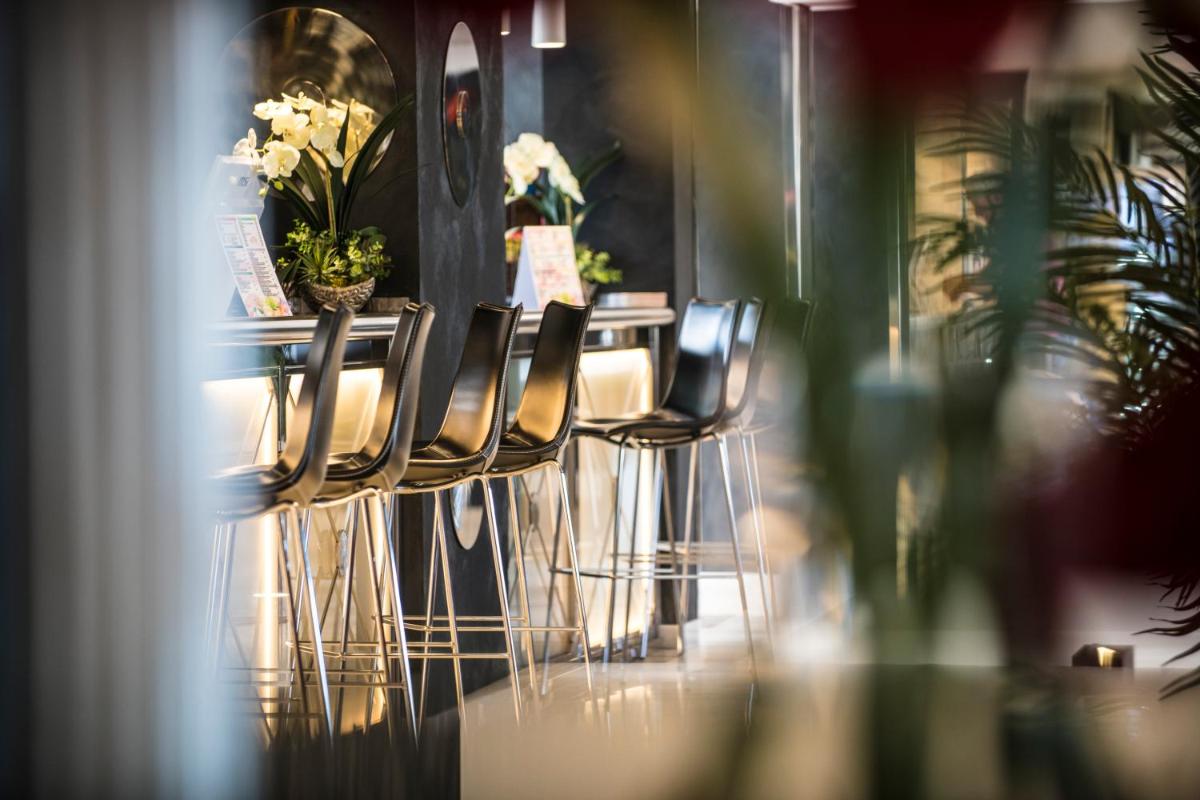 Imagen de la galería de Salles Hotels Marina Portals, en Portals Nous