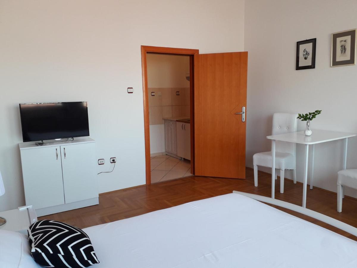 Apartman Dunja NS 2 - Housity