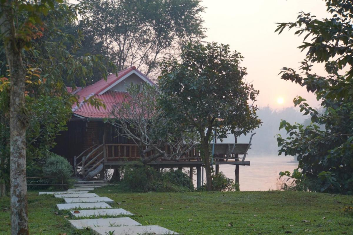 BaanRai KhunYa บ้านไร่คุณย่า - Housity