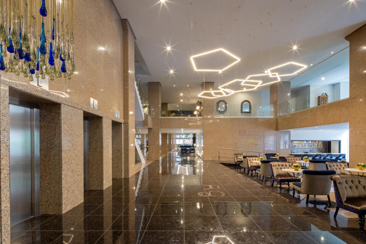 Eurostars Gran Hotel Lugo - Housity