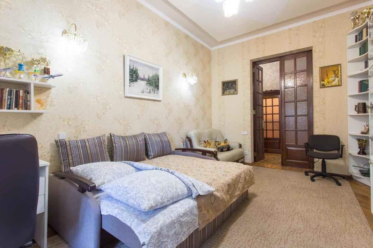 Apartment in the center of Kharkiv - Housity