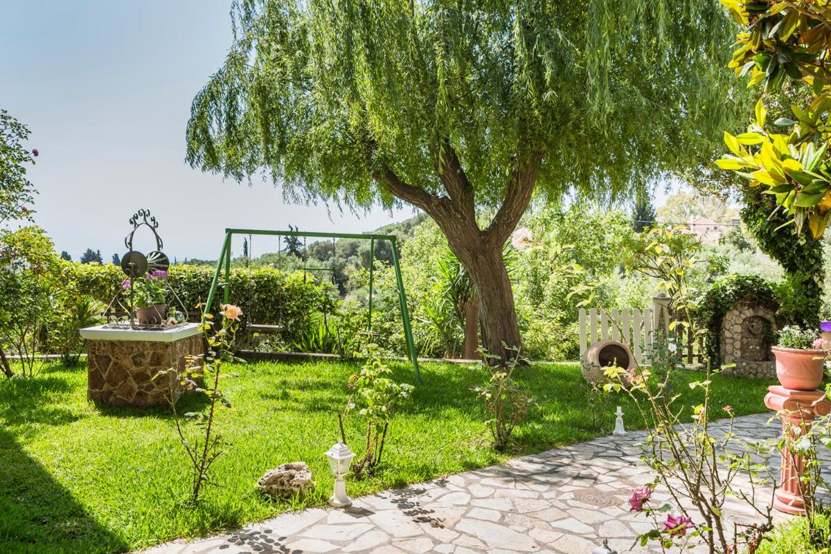 Best Kefalonia villas - charming 3 bedroom villa Gardenia - Housity