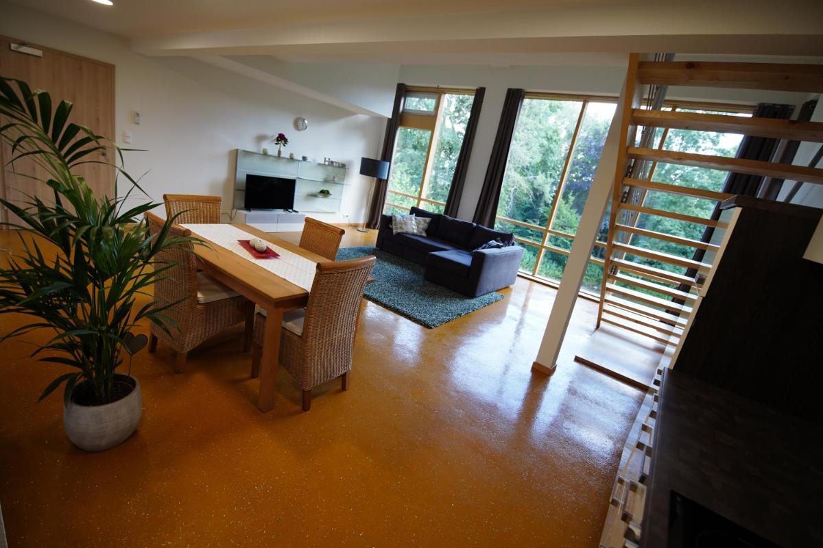 Gästewohnung Hardinghaus am Teich - Housity