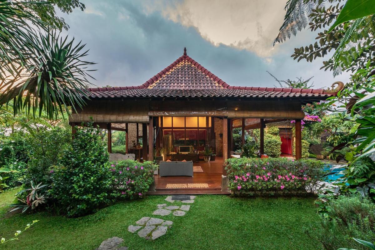 Villa Mulyono - Housity