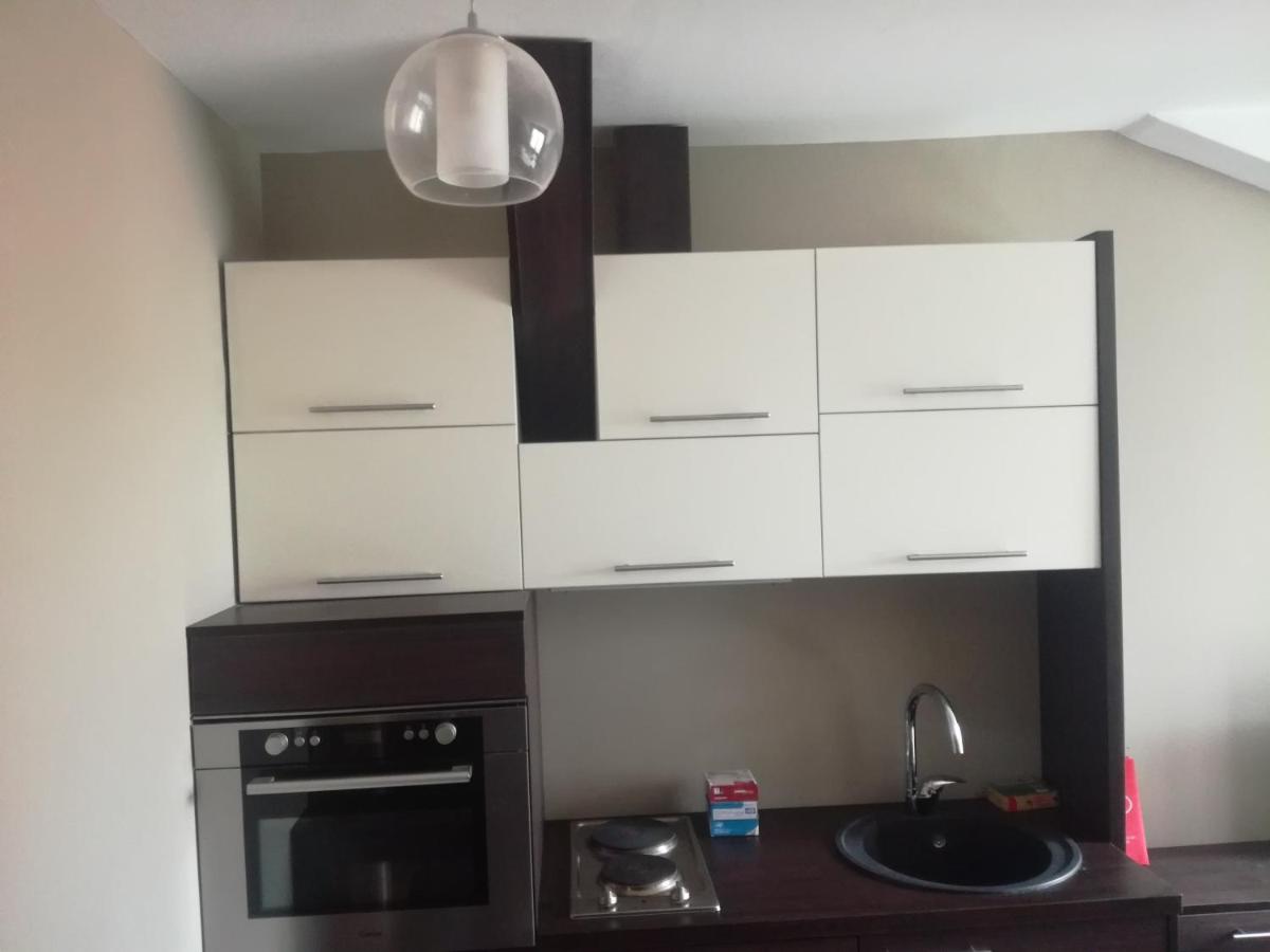 Pele Apartmani - Apartman 5 - Housity