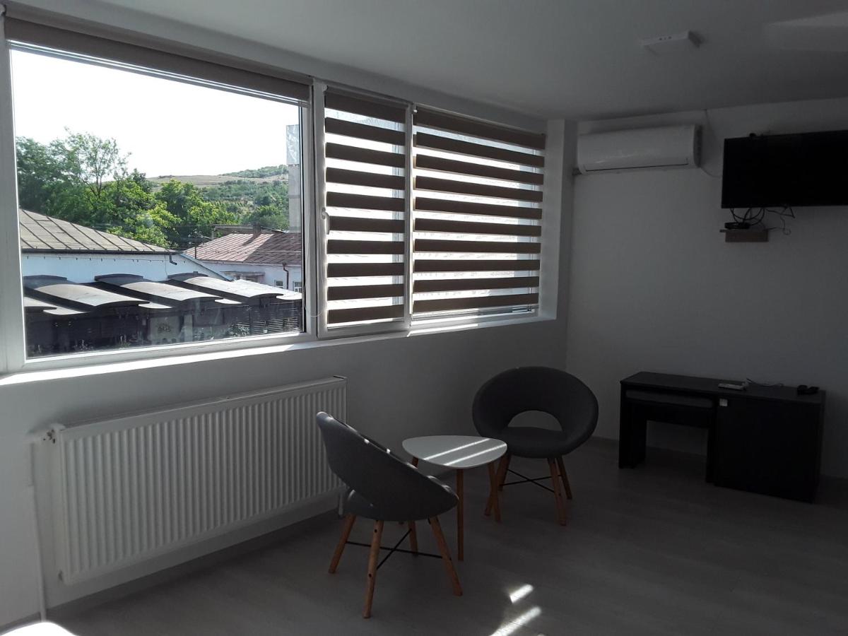 Camere de inchiriat Central La Calciu - Housity