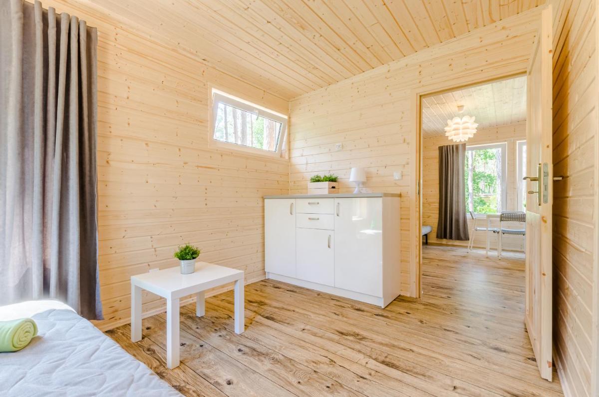 BURSZTYNOWO Sztutowo - Housity