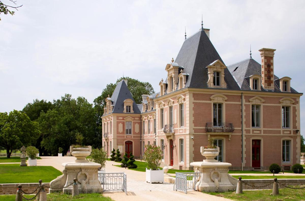 Jardin de l'établissement Alexandra Palace - La Maison Younan