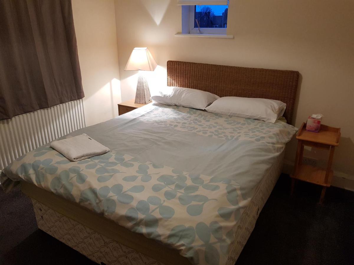 Woodard House - Housity