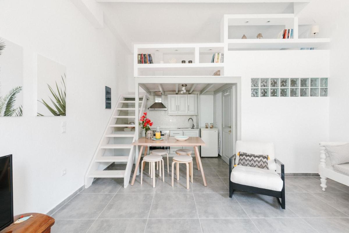 Suitetrails - Achinos guest house, Skopelos