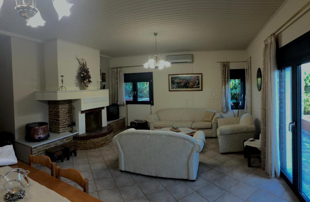Kapellas House - Housity