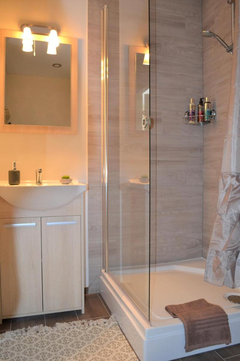 Vee 4 City Center Apartment - Housity