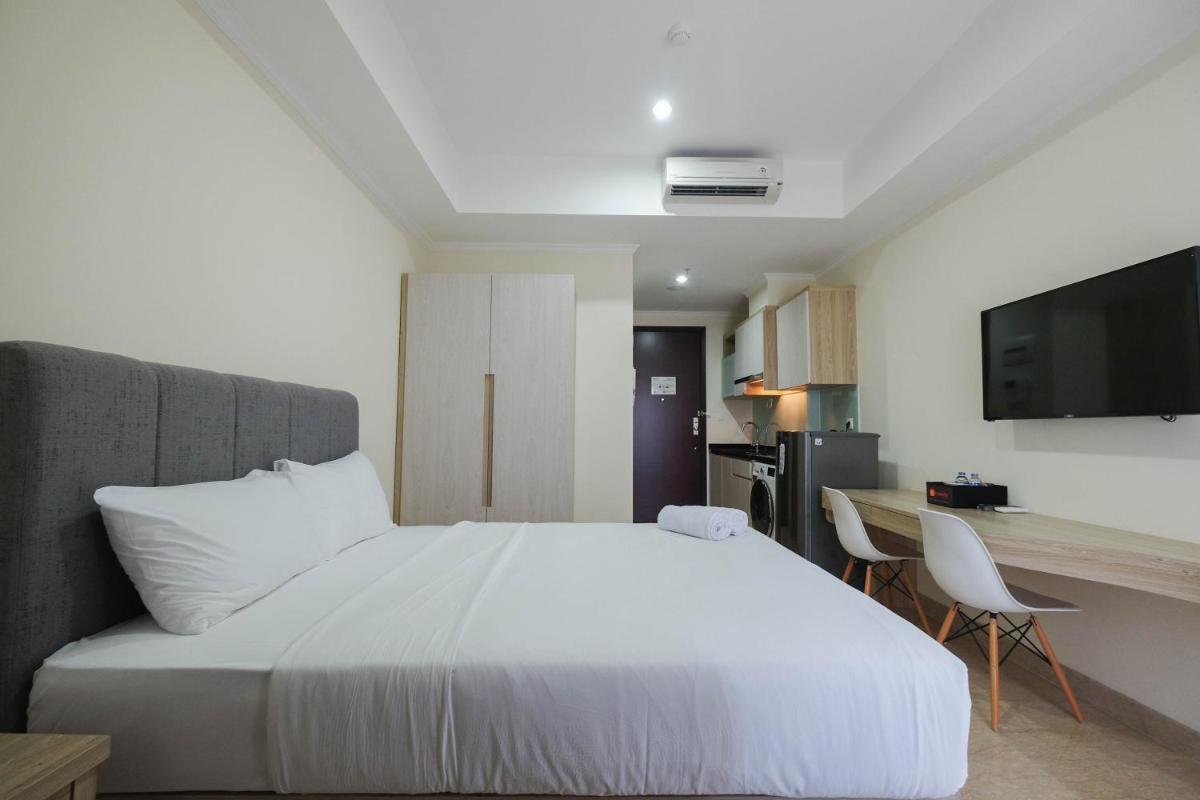 Simply Furnished Studio at Menteng Park Apartment By Travelio - Housity
