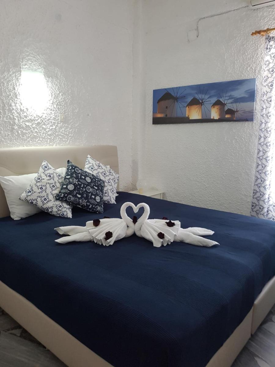 Aegialis Studios & Rooms - Housity