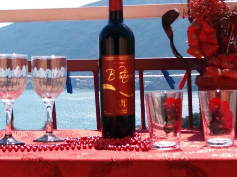 Apartments Sun Igalo Montenegro - Housity