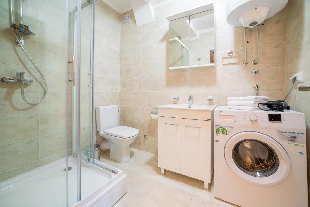 Villa Old Castle Apartments - Housity