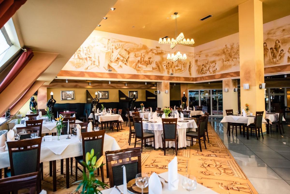 Piramida Park Hotel & Wellness - Housity