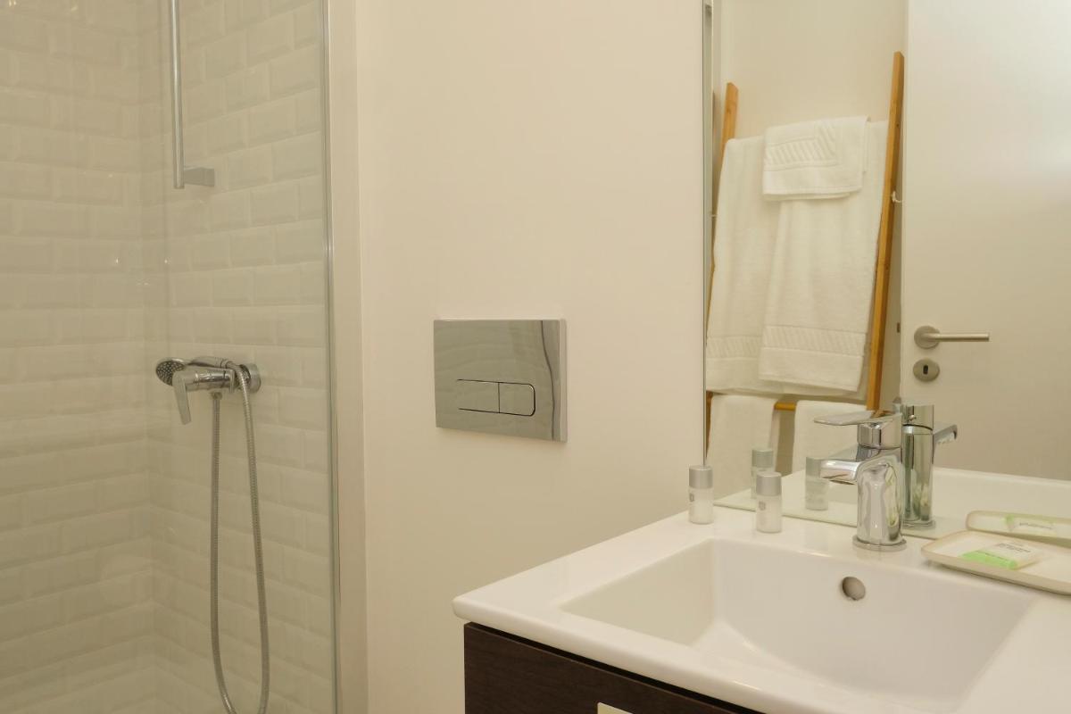 Suitetrails - Oporto Wall Apartments