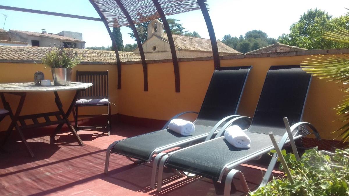 Un patio o zona al aire libre en Les Vinyes Alojamiento Rural Boutique & SPA