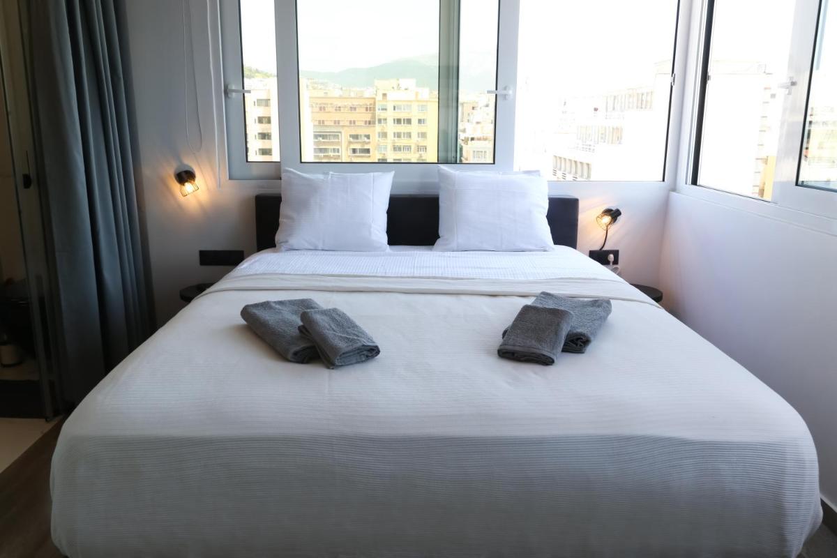 Triple A - Acropolis View in the City Center - FREE Parking! - Housity