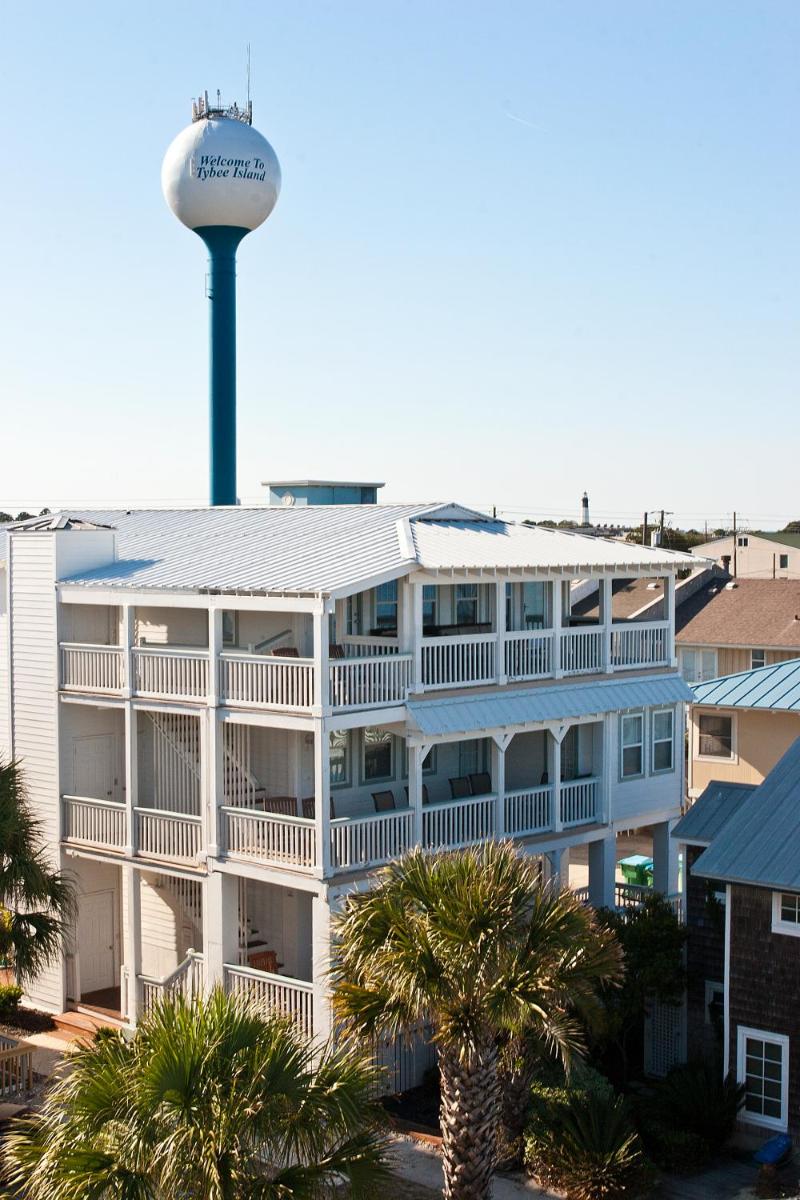 DeSoto Beach Terraces - Housity