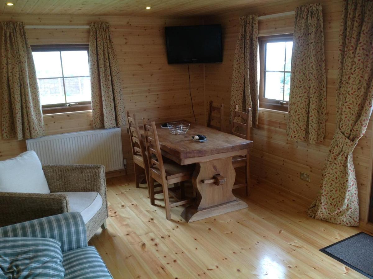 Orme View Lodges - Housity
