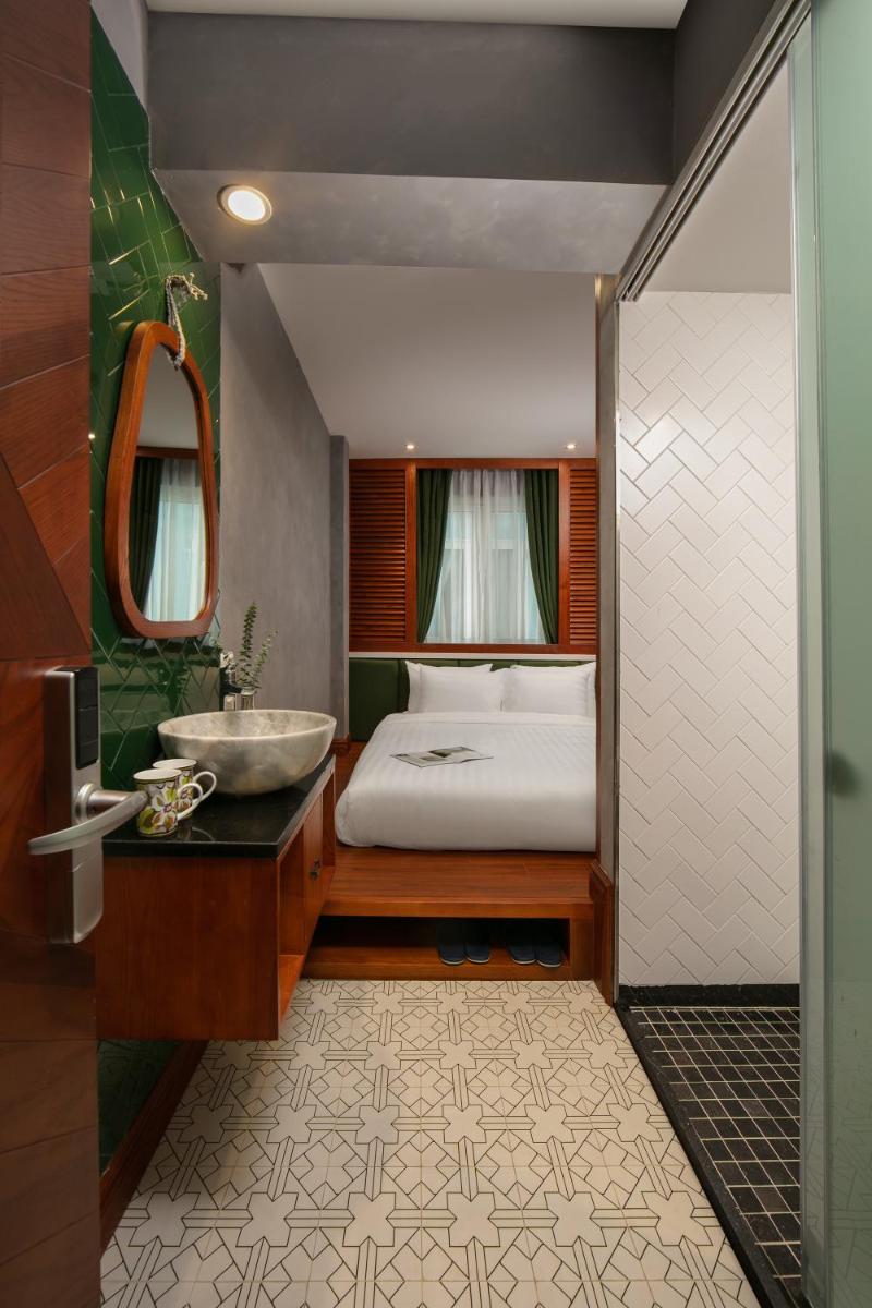 Hanoi La Selva Central Hotel & Spa - Housity