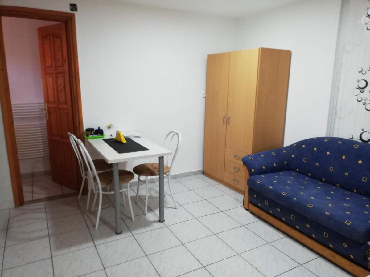 Norbi Apartmanok - Housity