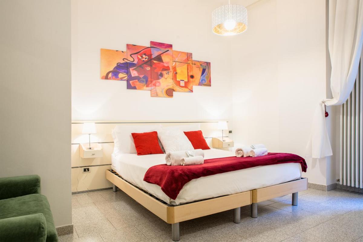 8- Tourist House Bologna - Light House - Self check-in - Housity