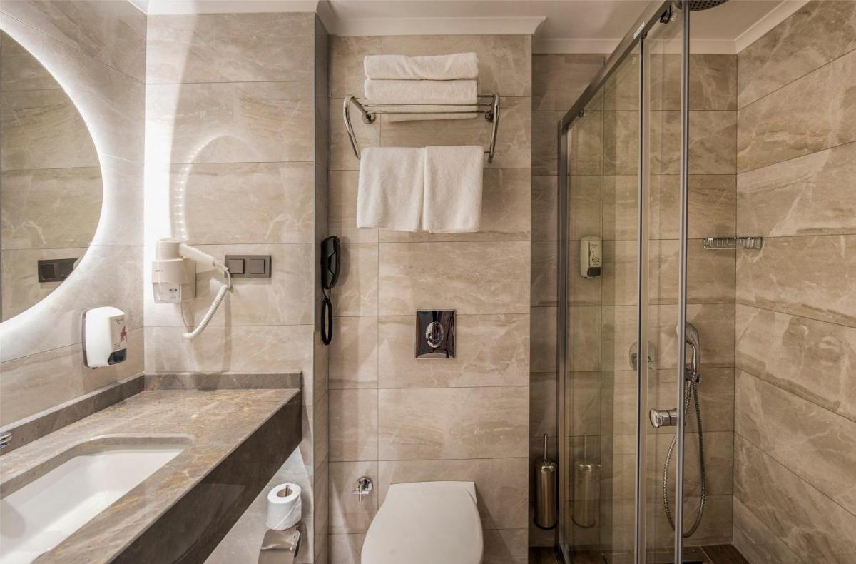 Riviera Zen Hotel Adult Only - Housity