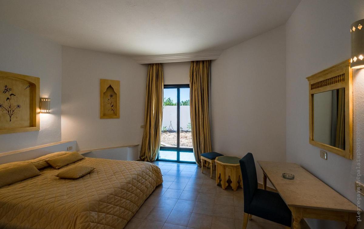Hotel Cercina - Housity