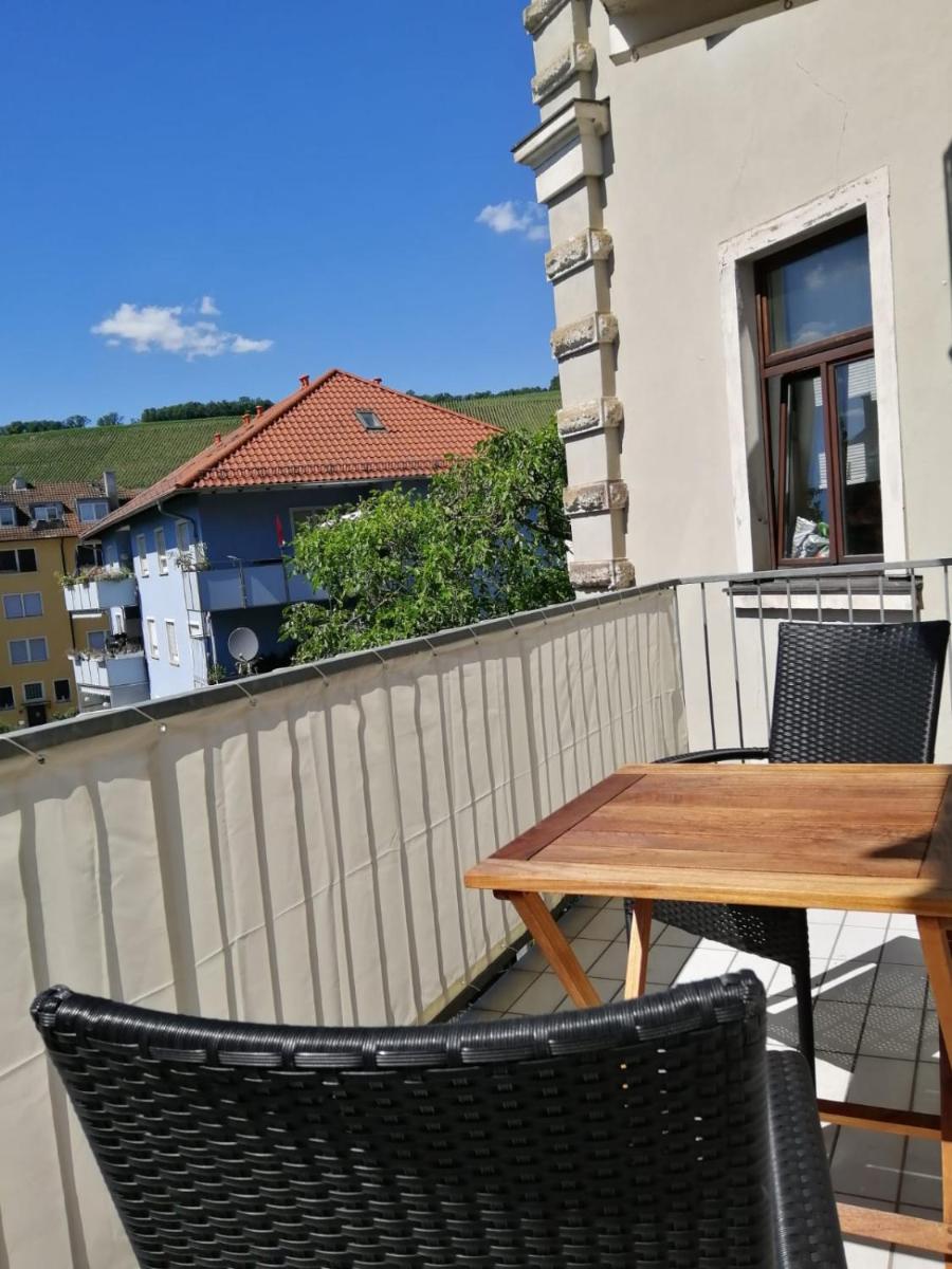 Charming City Apartment with parking spot - Housity