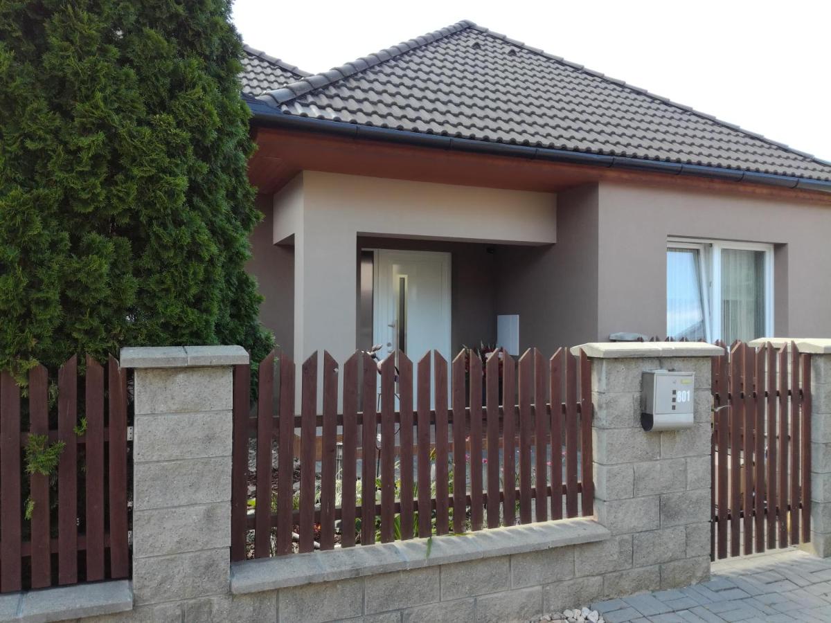JI Apartment - Housity