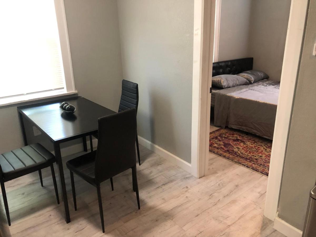 Apt 101 - Housity