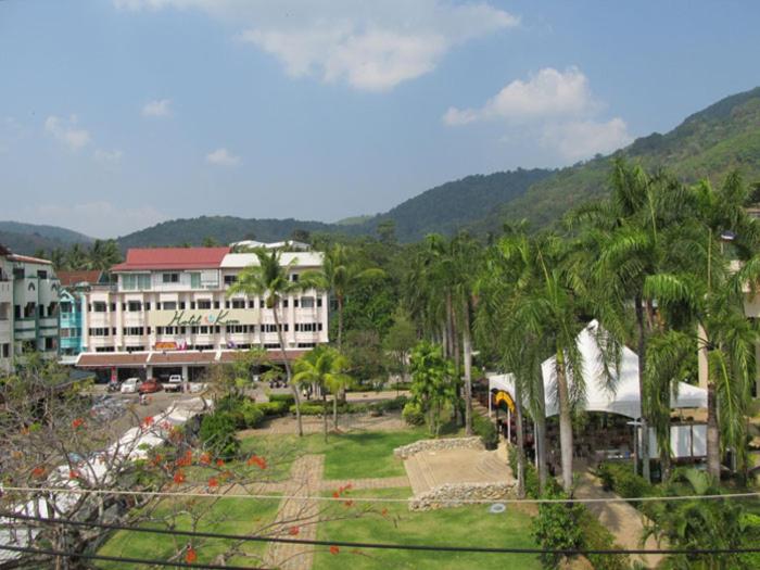 Oasis Guesthouse & Bar - Housity