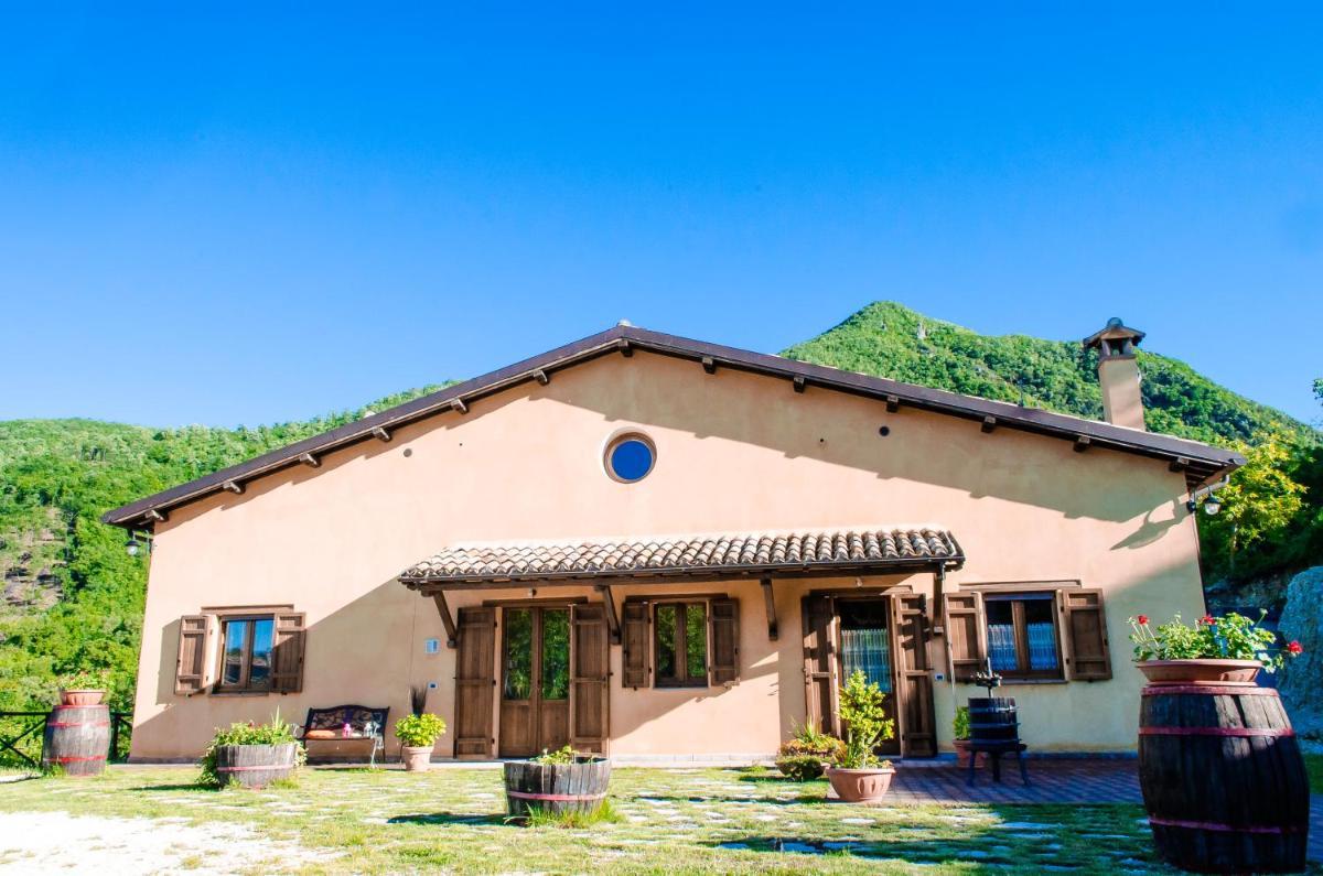 Suitetrails - Agriturismo Pompagnano