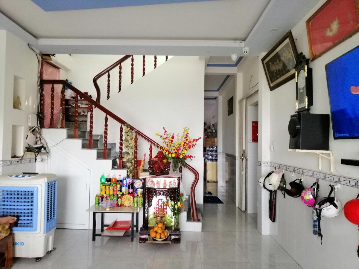 Thanh Bình Hostel - Hizvo