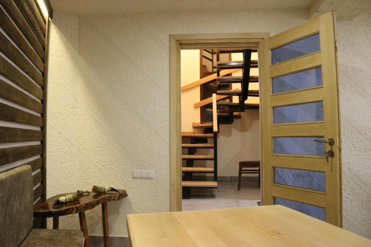 Mestia Panorama - Housity