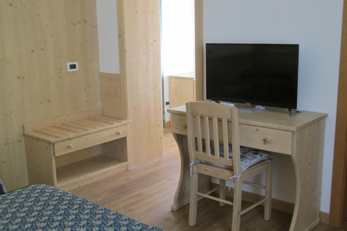 Hotel Garnì Miramonti - Housity