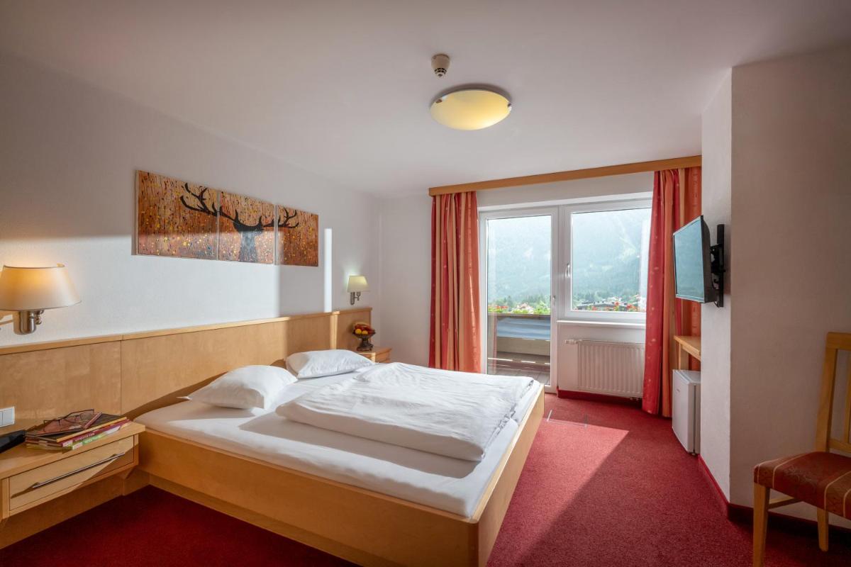 Alpenhotel Edelweiss - Housity