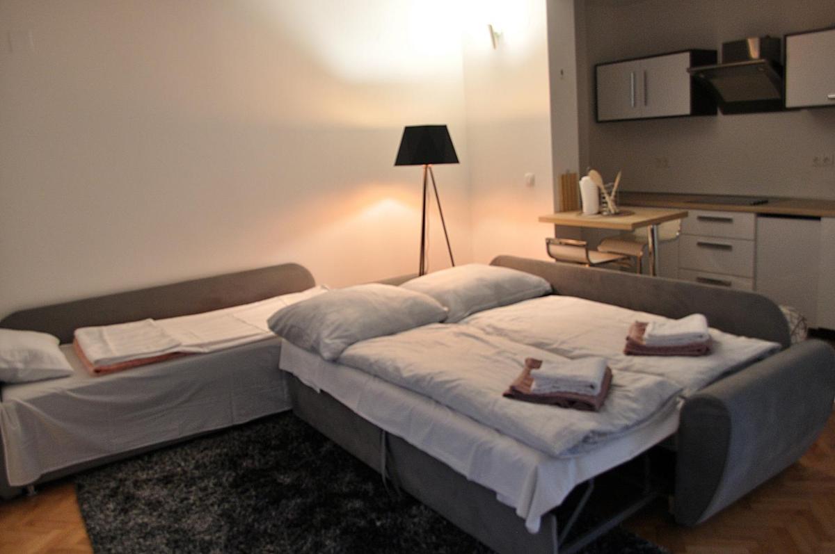 Apartman Dina - Housity