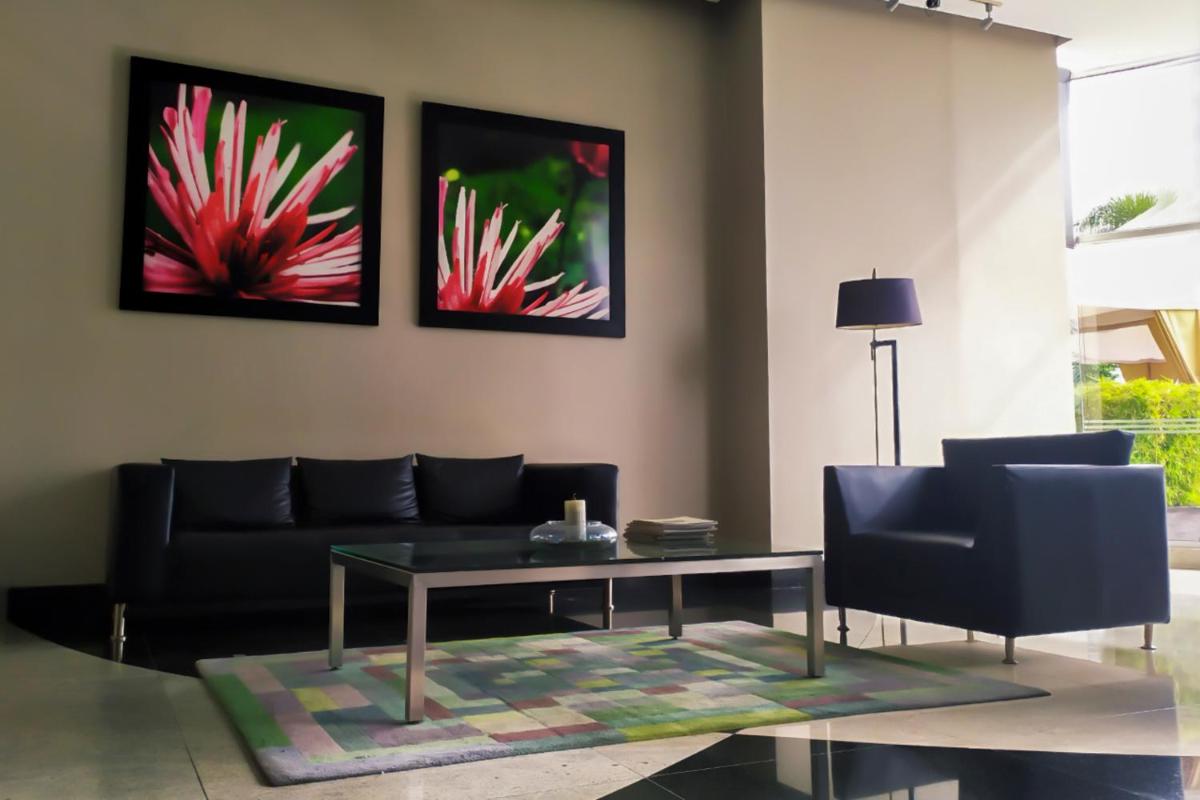 Puerto Santa Ana, Suite con vista al Rio - Housity