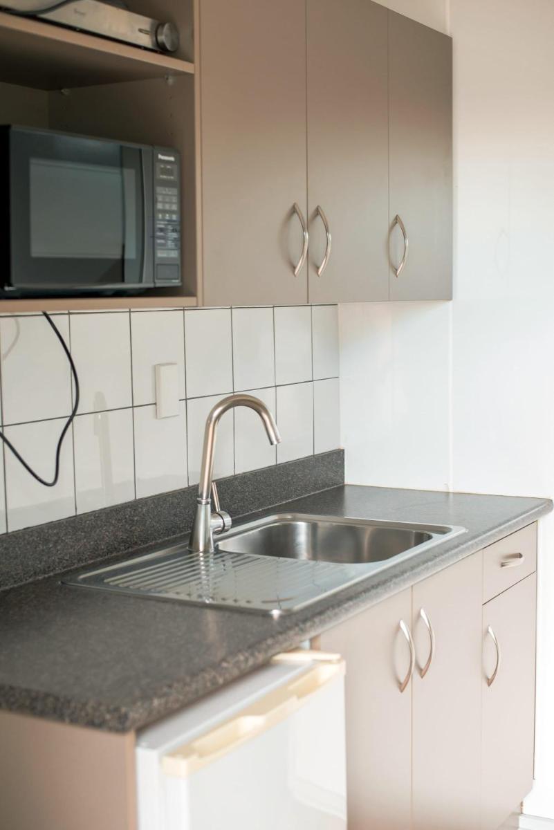 Coronation Park Holiday Park - Hizvo