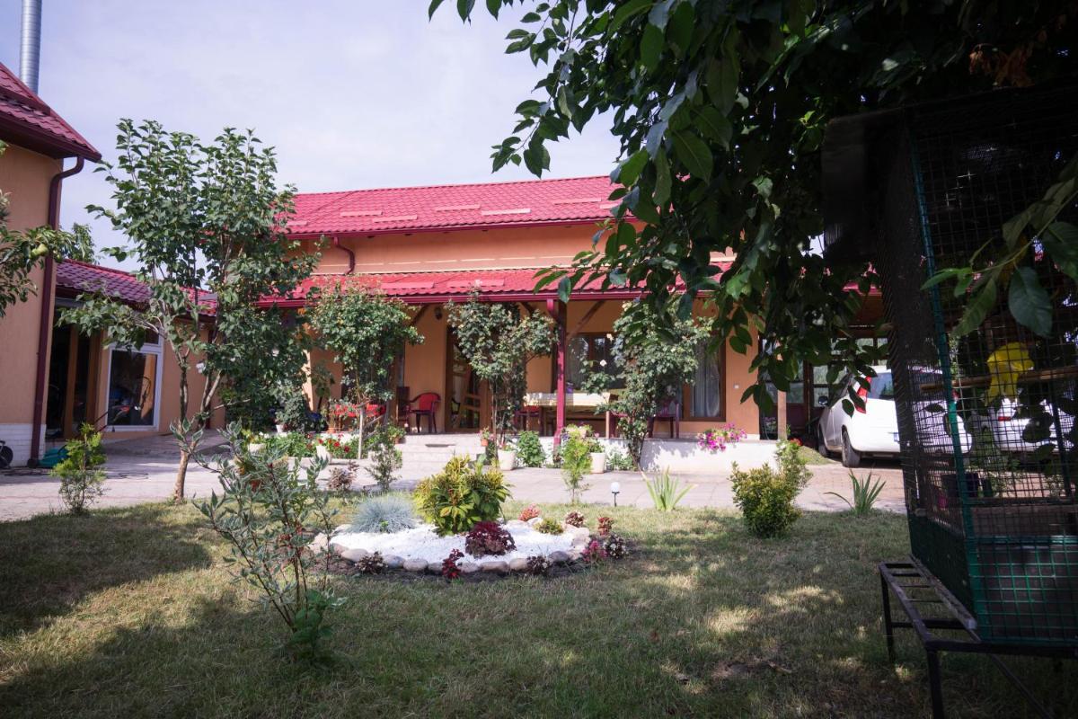 Mill House - Housity