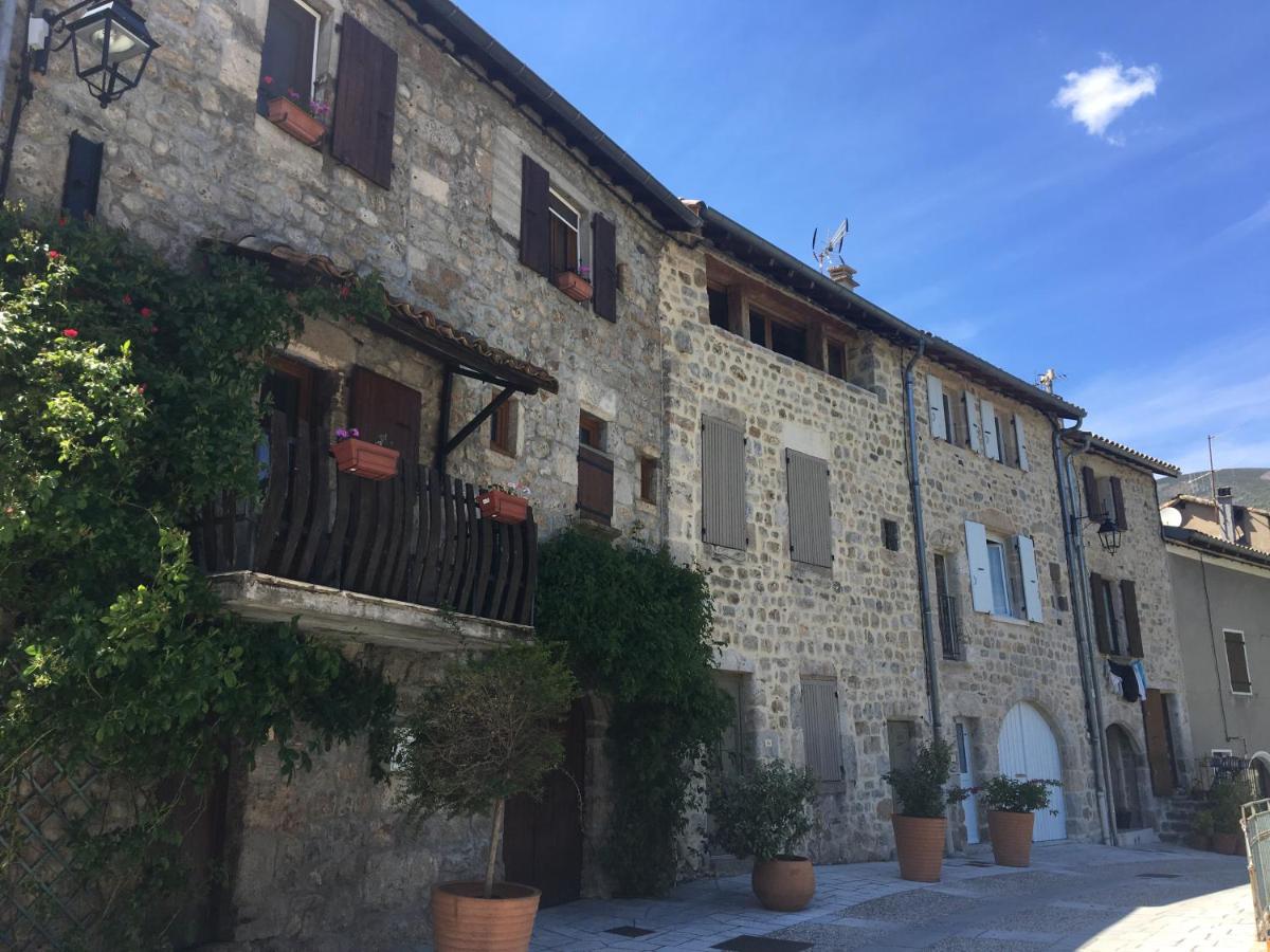 Gorgeous Stone House in the heart of Ardeche - Housity
