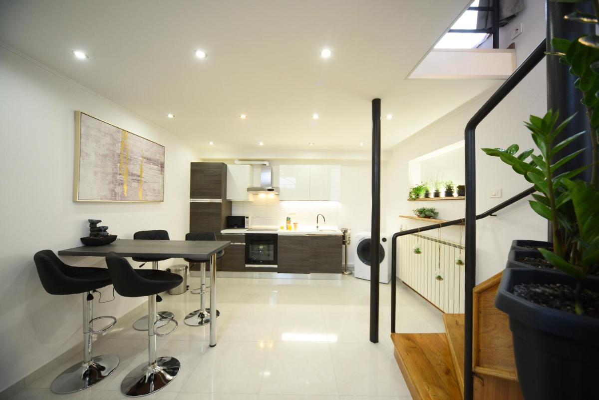 Galeria Apartments & Rooms Zagreb - Housity