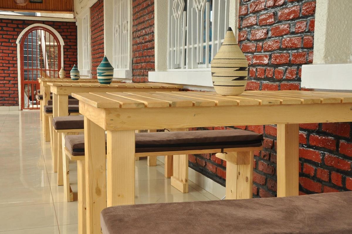 INZOZI AFRICA HOUSE B&B- Kacyiru - Housity